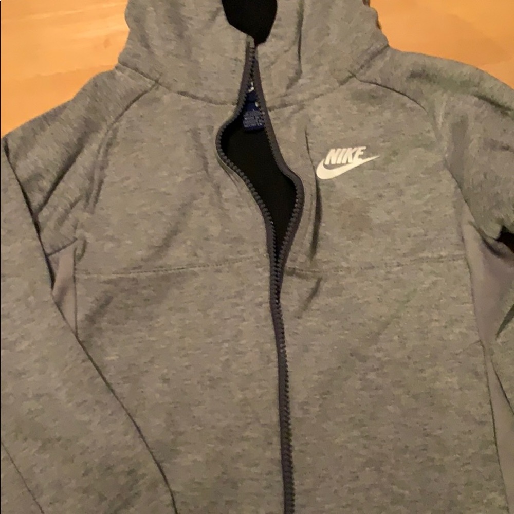 Boys Nike zip up hoodie